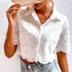 Eyelet embroidered shirt size S